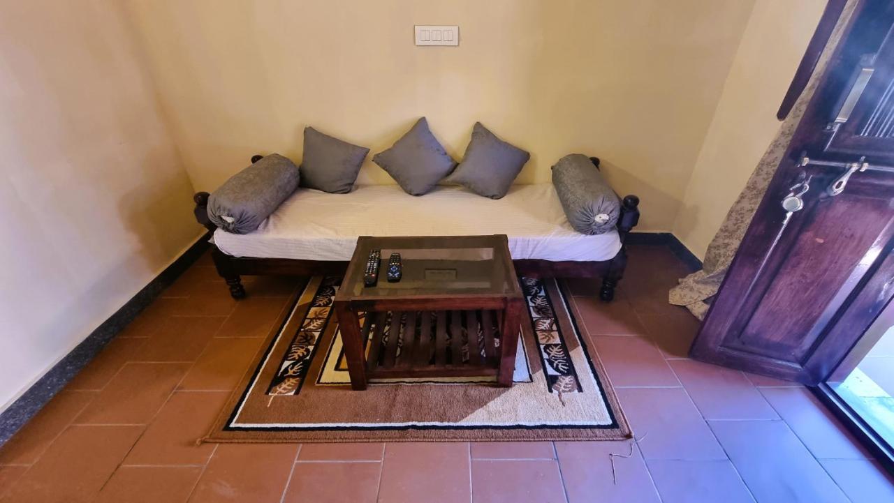 Parampara Resort By Malnadstays Kalasa Esterno foto